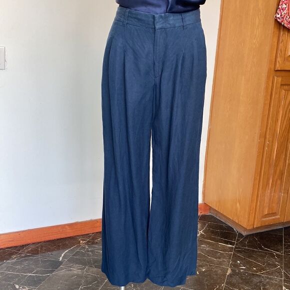 The script. Sofie pants  - Picture 2 of 15